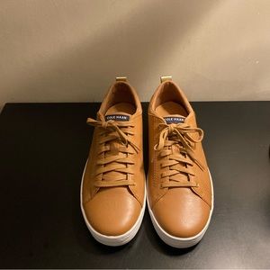 Cole Haan womans coco sneaker in pecan leather